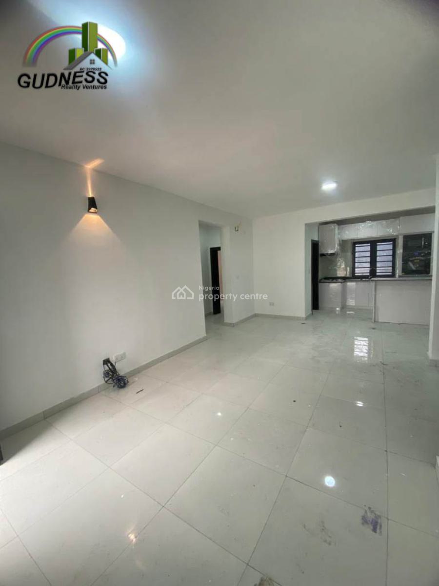 2 Bedroom Apartment Without Bq, Mobil Road, Ilaje, Ajah, Lagos, Flat / Apartment for Rent
