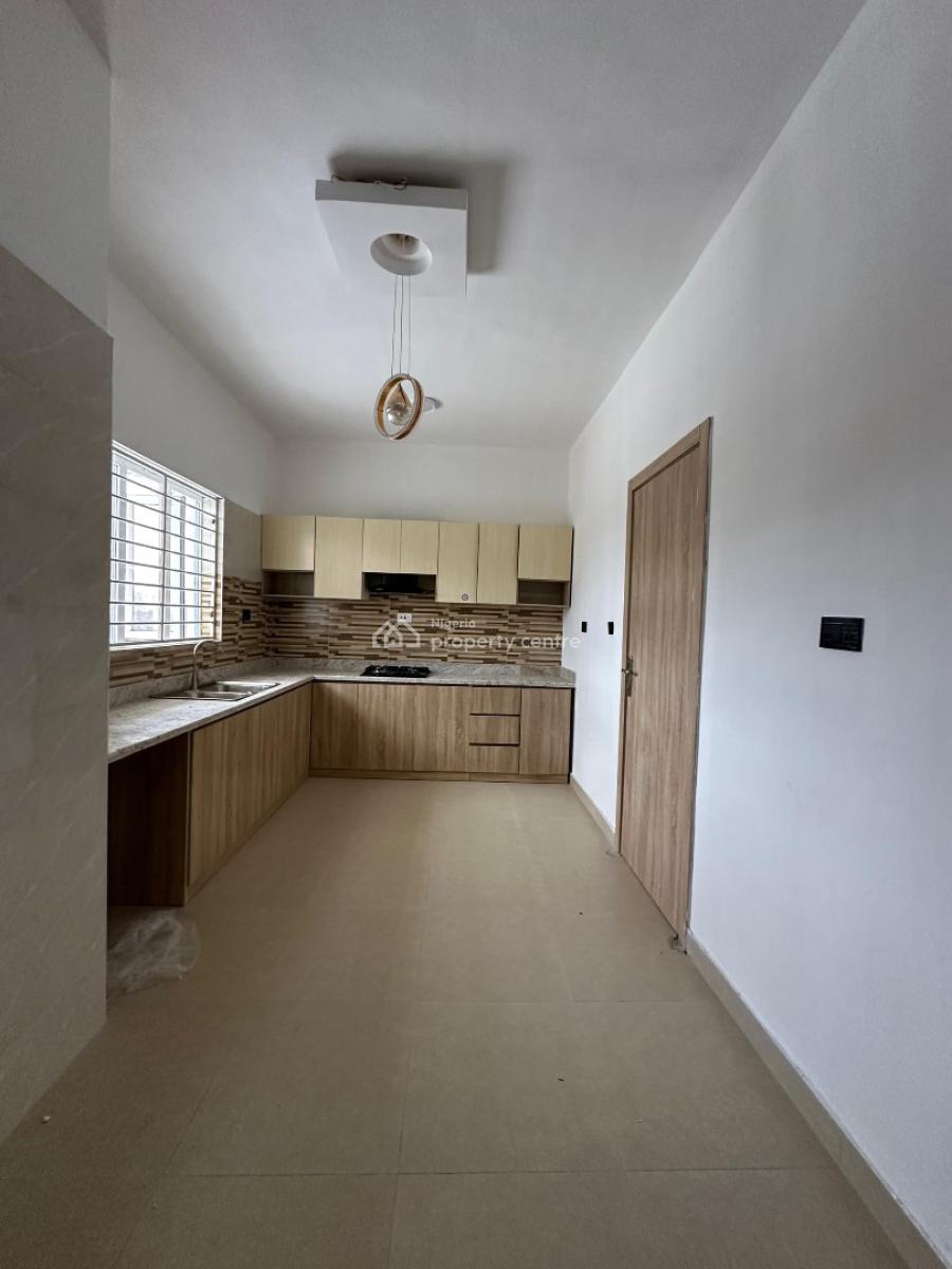 Well Built 2 Bedroom Maisonette, Ajah, Lagos, Flat / Apartment for Sale
