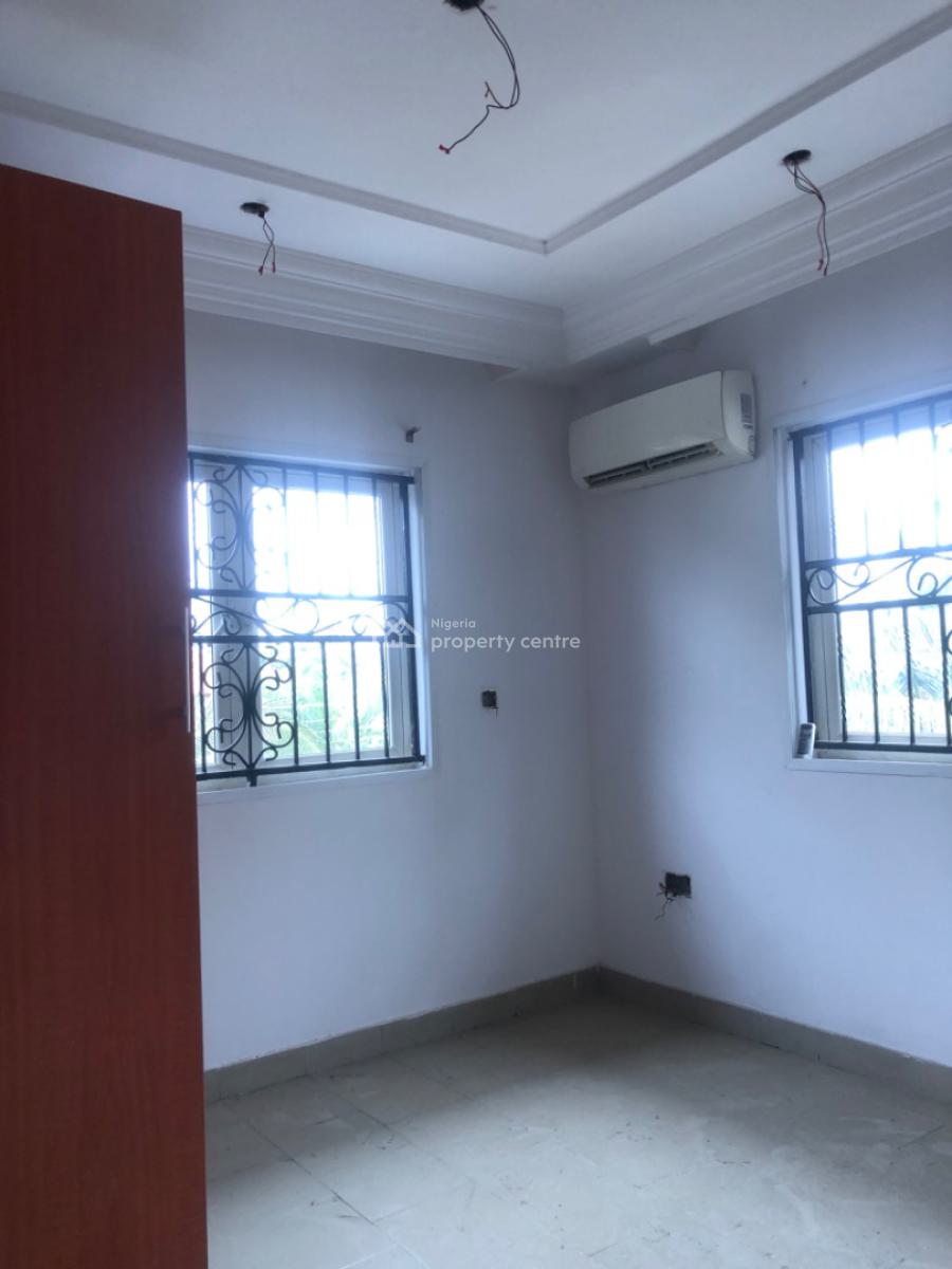 2 Bedroom Apartment, Off Admiralty Way, Lekki Phase 1, Lekki, Lagos, Flat / Apartment for Rent