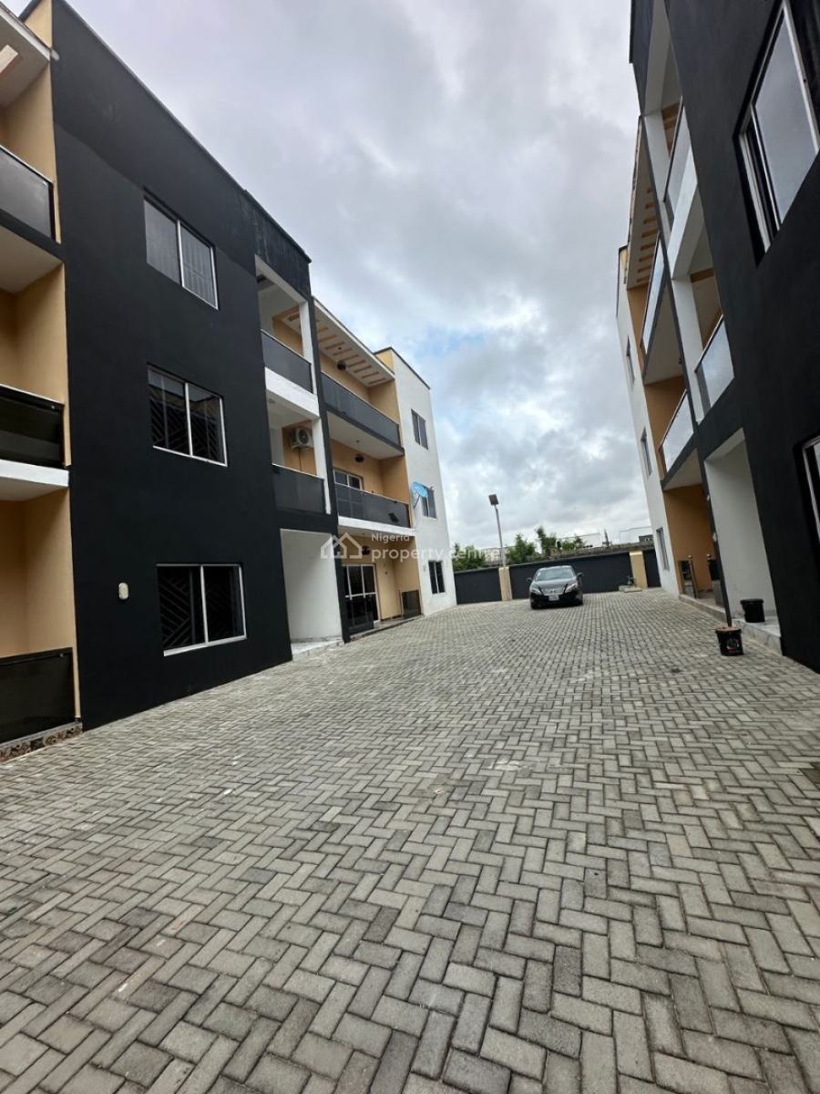 2 Bedroom with Bq Apartment, Ilaje, Ajah, Lagos, Flat / Apartment for Sale