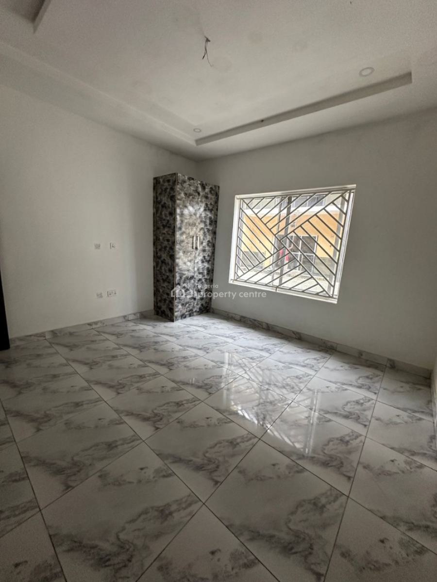 2 Bedroom with Bq Apartment, Ilaje, Ajah, Lagos, Flat / Apartment for Sale
