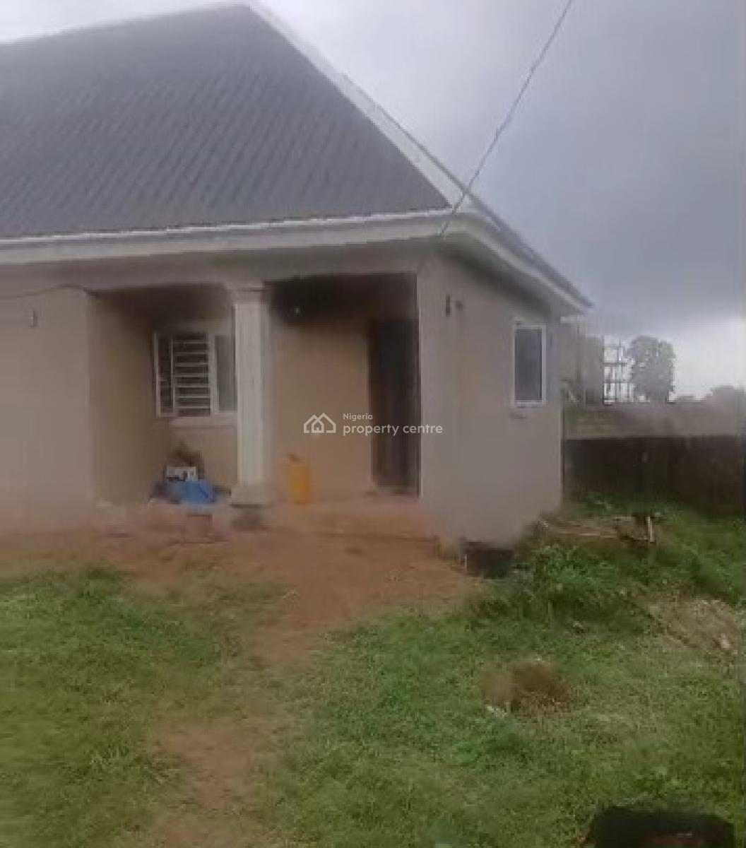 2 Flats of Room & Parlour 100ft By 100ft Land, Okhuoromi Community, Airport Road, Benin, Oredo, Edo, Block of Flats for Sale