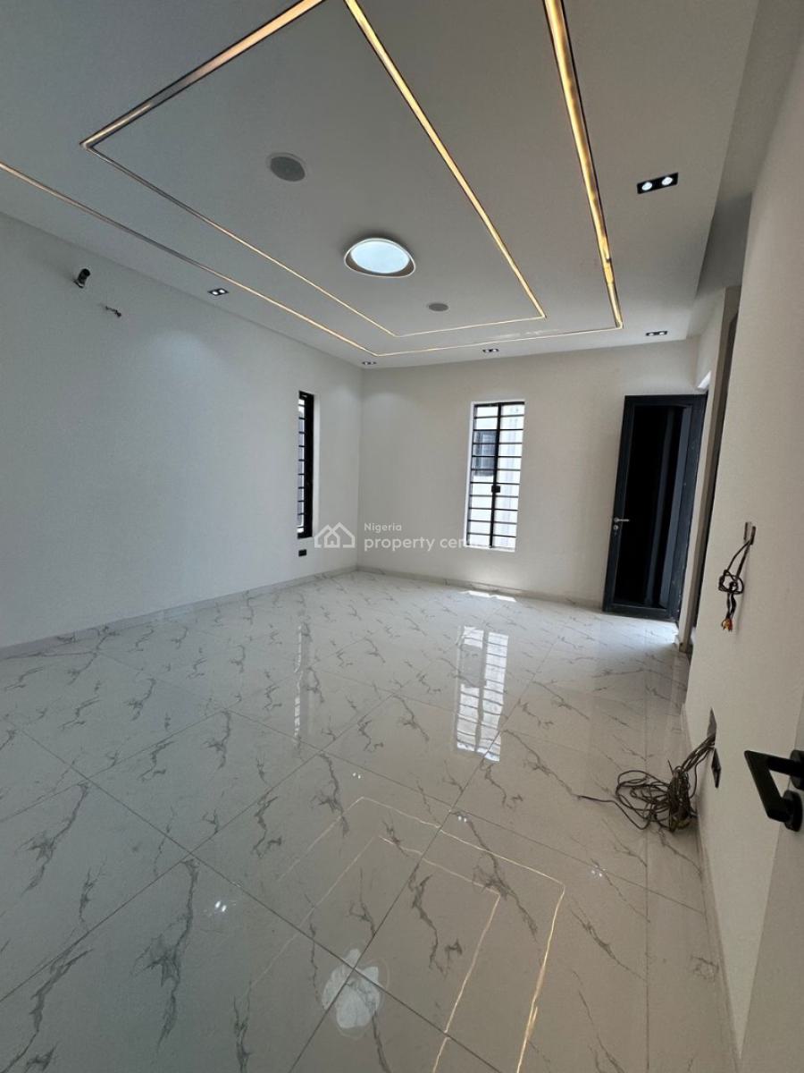 4 Bedroom Semi Detached Apartment, Ilaje, Ajah, Lagos, Semi-detached Duplex for Sale