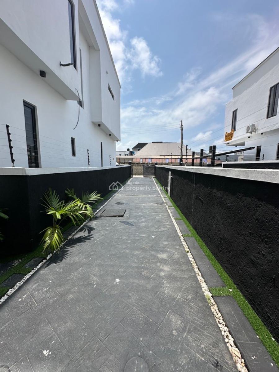 4 Bedroom Semi Detached Apartment, Ilaje, Ajah, Lagos, Semi-detached Duplex for Sale
