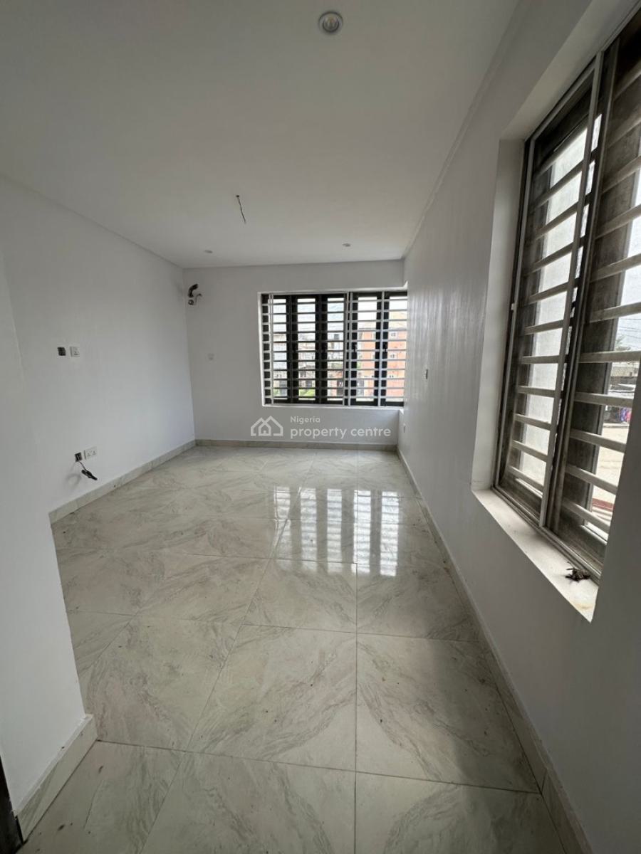 4 Bedroom Semi Detached Apartment, Ilaje, Ajah, Lagos, Semi-detached Duplex for Sale