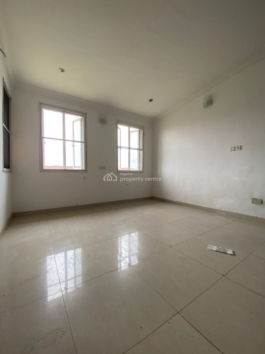 Spacious Room Upstairs Either Personal Kitchen, Off Kusenla Road, Ikate, Lekki, Lagos, Ikate Elegushi, Lekki, Lagos, Self Contain (single Rooms) for Rent