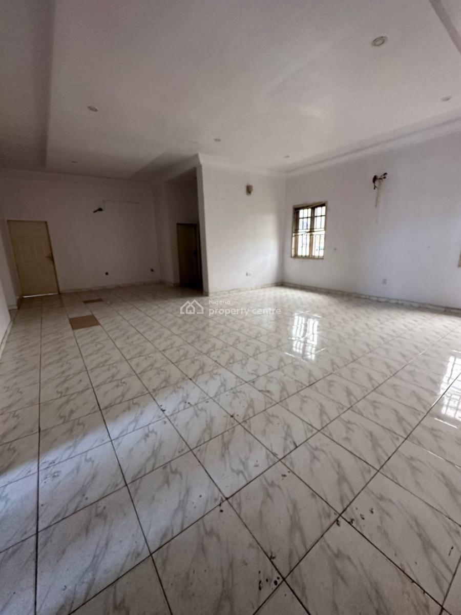 3 Bedroom Apartment, Ilaje, Ajah, Lagos, Flat / Apartment for Sale