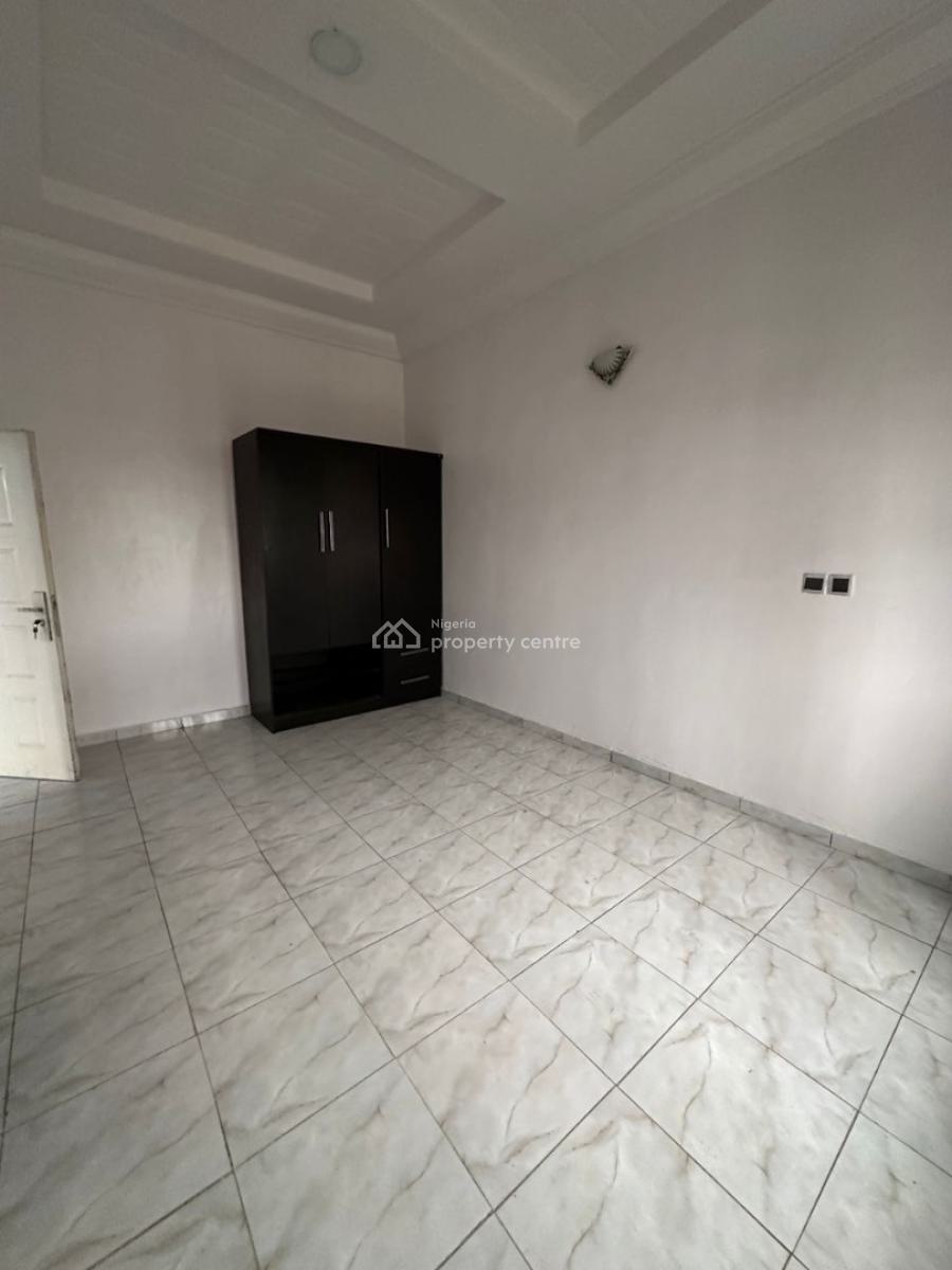 3 Bedroom Apartment, Ilaje, Ajah, Lagos, Flat / Apartment for Sale