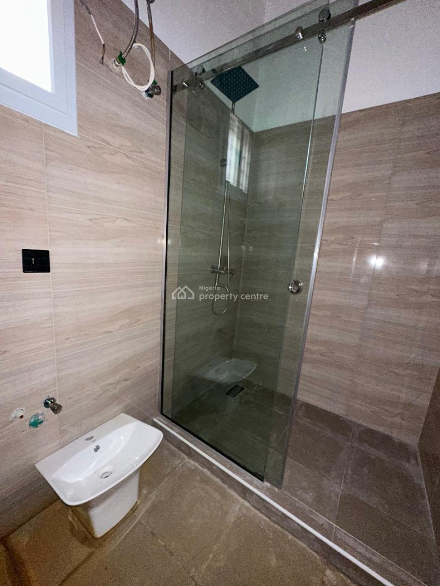 Nicely Built 3bedroom Maisonette, Ajah Lekki Lagos, Ajah, Lagos, Flat / Apartment for Sale