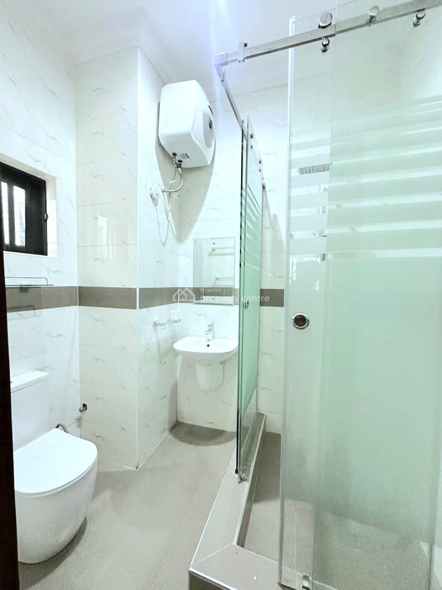 Tastefully Finished 3 Bedroom Apartment, Lekki Phase 1, Lekki, Lagos, Flat / Apartment for Rent