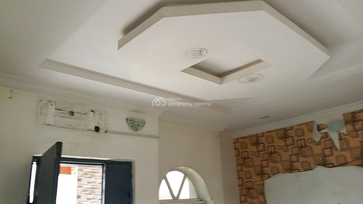 a Clean 3 Bedroom Ensuite Apartment Upstairs, Behind Owode Metal and Srabe Market, Irawo, Kosofe, Lagos, Flat / Apartment for Rent