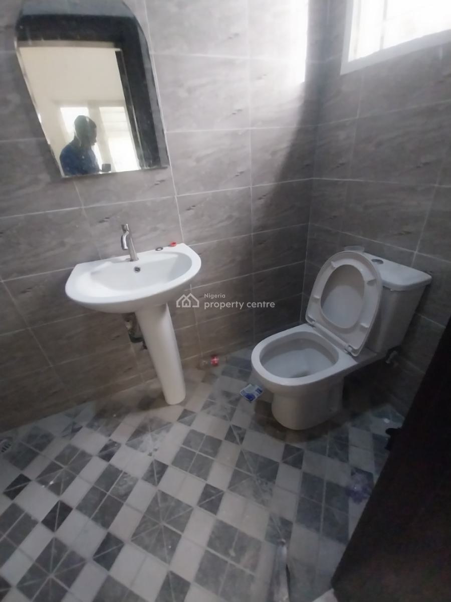 Lekki Standard 2 Bedroom Flat with Federal Light, Gbalajam, Off  Odili/ Woji Ro22ad, Woji, Port Harcourt, Rivers, Flat / Apartment for Rent