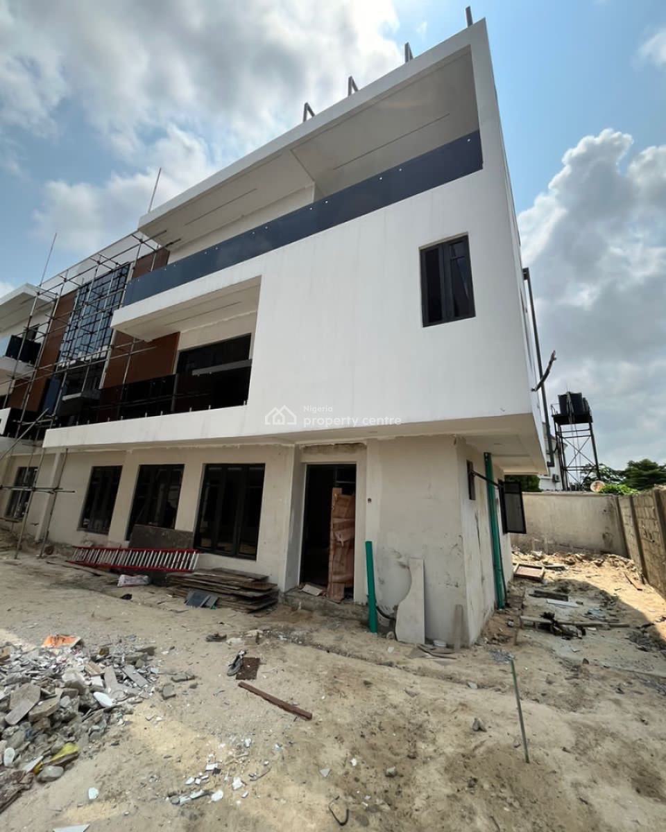 Lovely 4 Bedroom Semi Detached Duplex with Swimming Pool and Bq, Lekki Phase 1, Lekki Phase 1, Lekki, Lagos, Semi-detached Duplex for Sale