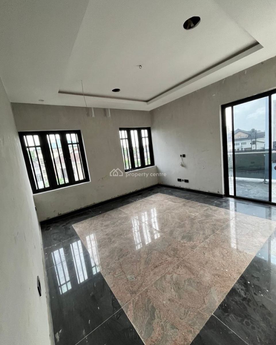 Lovely 4 Bedroom Semi Detached Duplex with Swimming Pool and Bq, Lekki Phase 1, Lekki Phase 1, Lekki, Lagos, Semi-detached Duplex for Sale