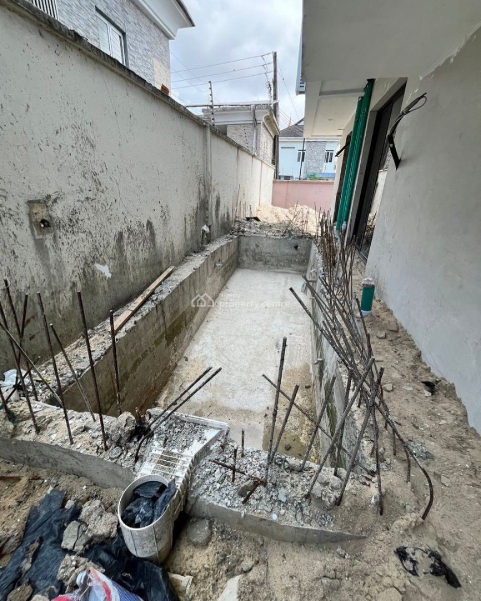Lovely 4 Bedroom Semi Detached Duplex with Swimming Pool and Bq, Lekki Phase 1, Lekki Phase 1, Lekki, Lagos, Semi-detached Duplex for Sale