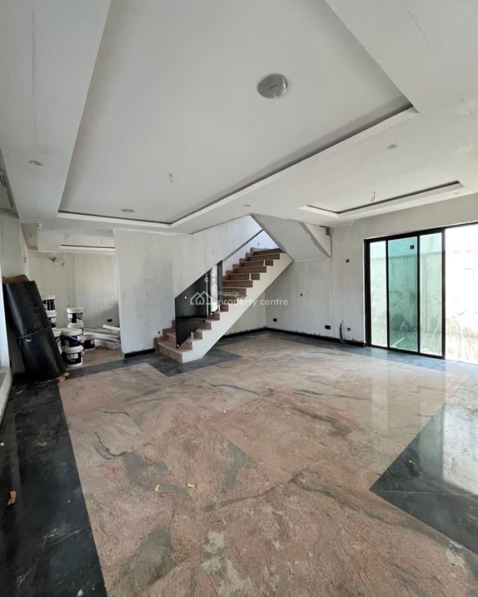 Lovely 4 Bedroom Semi Detached Duplex with Swimming Pool and Bq, Lekki Phase 1, Lekki Phase 1, Lekki, Lagos, Semi-detached Duplex for Sale