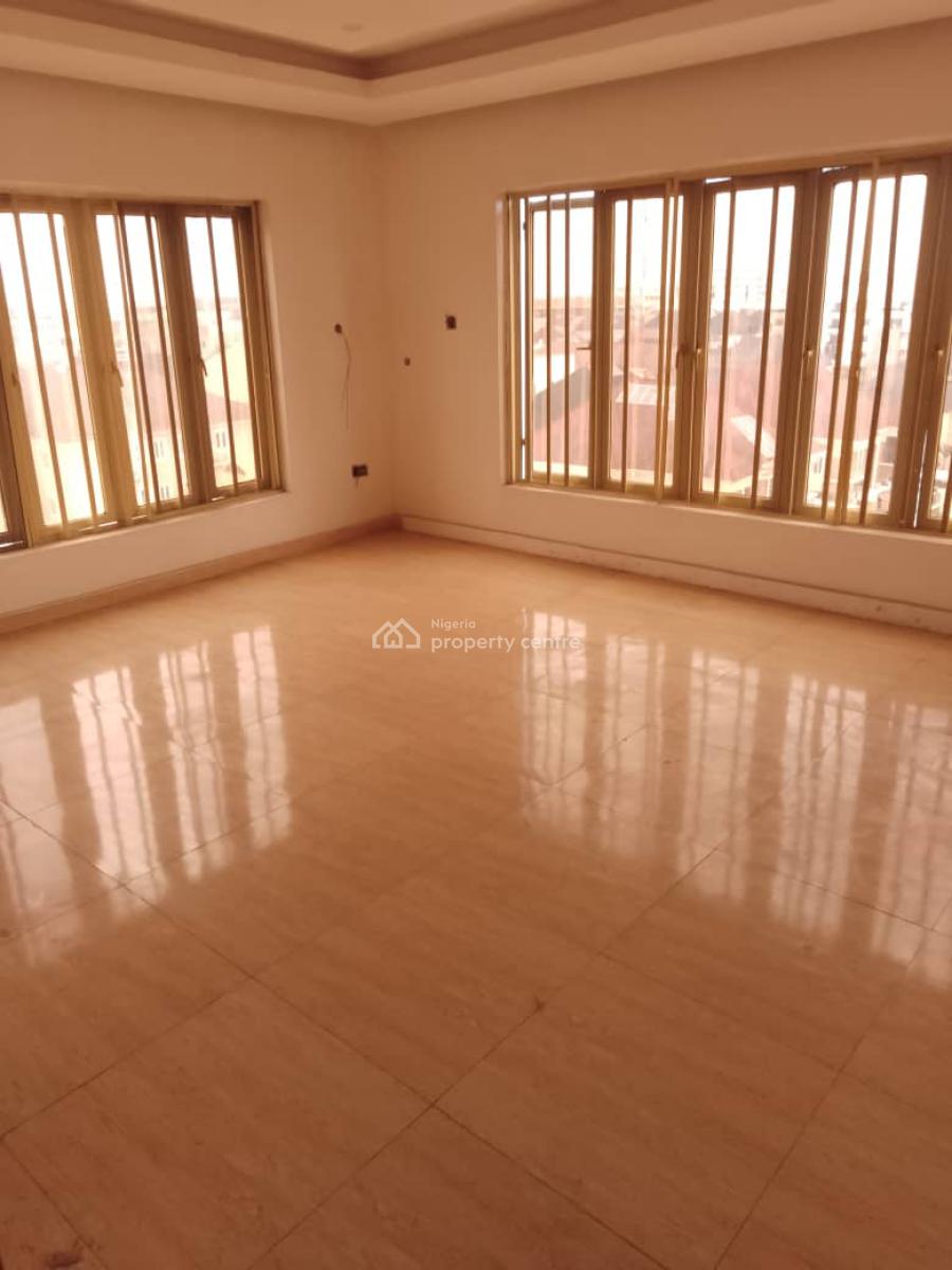 Fully Serviced 3bedroom Flat with Bq, Ikate Lekki Lagos, Ikate Elegushi, Lekki, Lagos, Flat / Apartment for Sale