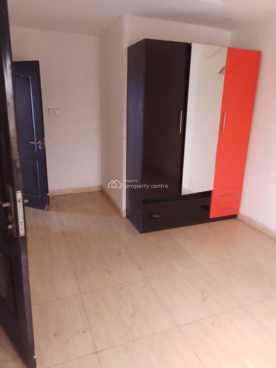 Fully Serviced 3bedroom Flat with Bq, Ikate Lekki Lagos, Ikate Elegushi, Lekki, Lagos, Flat / Apartment for Sale