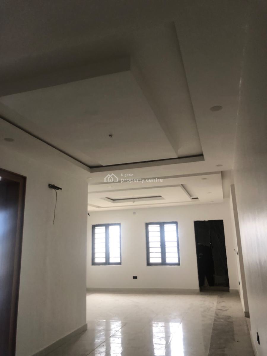 2 Bedroom Apartment, Admiralty Way, Lekki, Lagos, Flat / Apartment for Rent