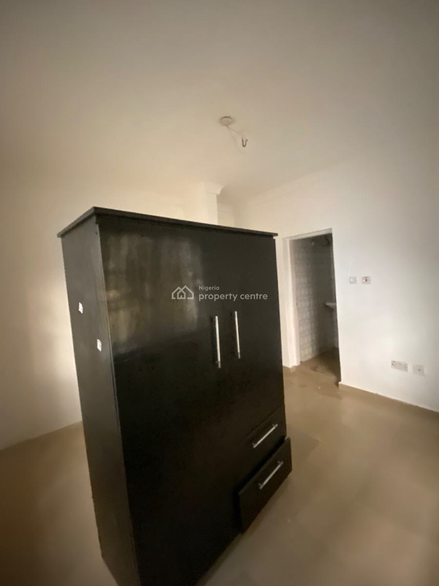 3 Bedroom Apartment, Bashoru Majek, Ajah, Lagos, Flat / Apartment for Rent