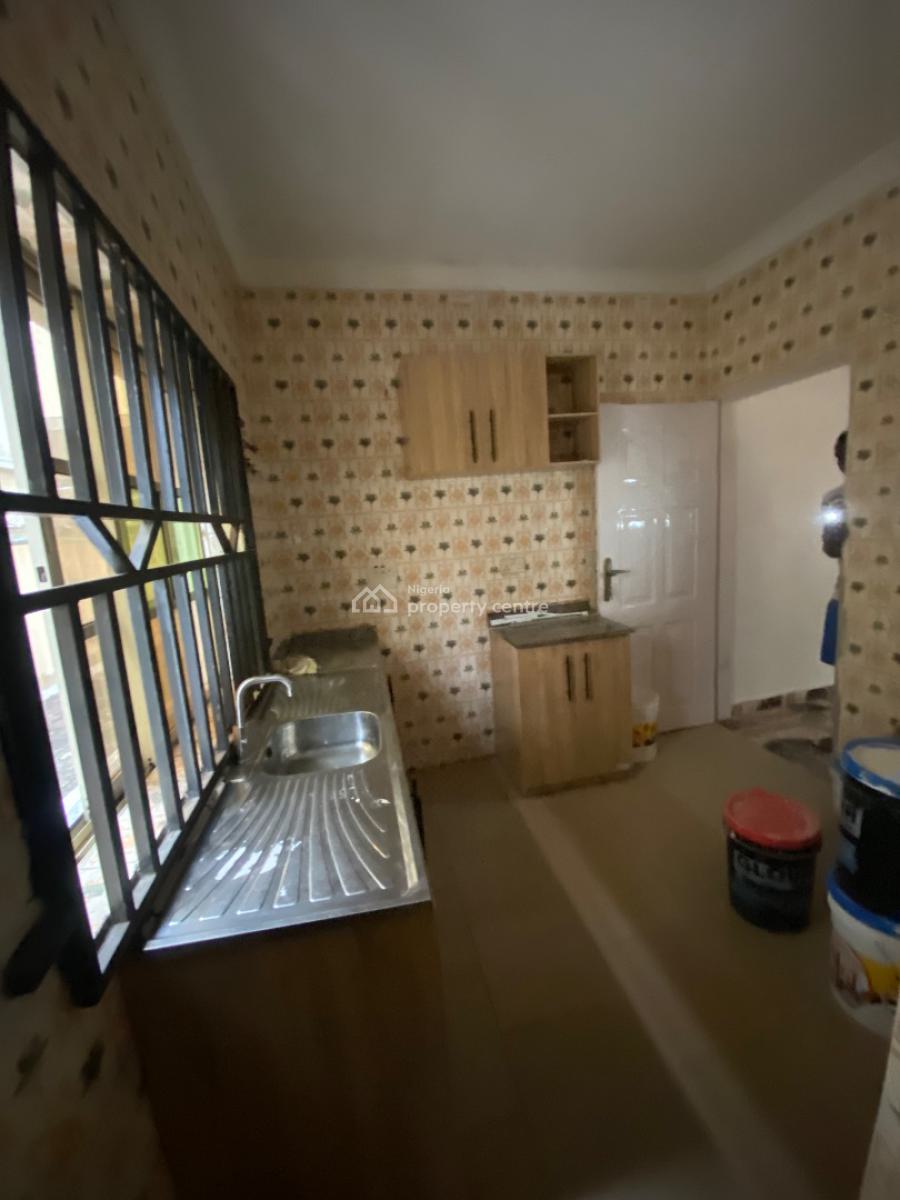 3 Bedroom Apartment, Bashoru Majek, Ajah, Lagos, Flat / Apartment for Rent