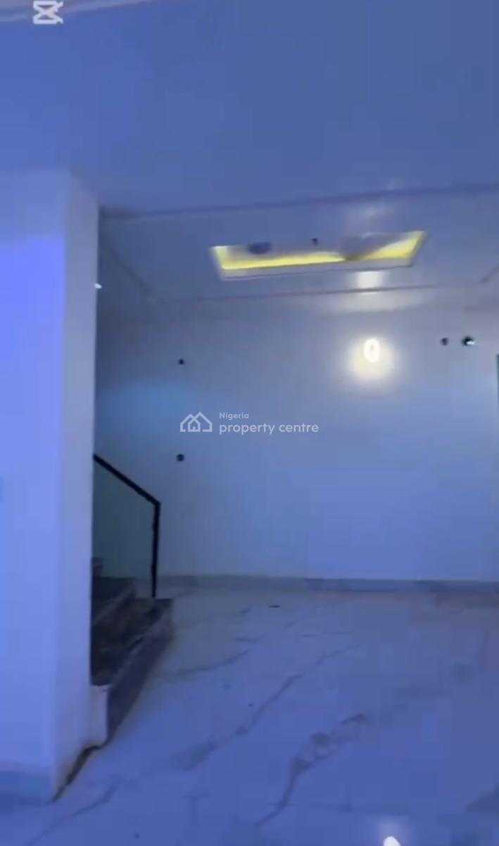 Brand New 4 Units of 4 Bedroom Luxury Duplexes, Jahi, Abuja, Flat / Apartment for Rent