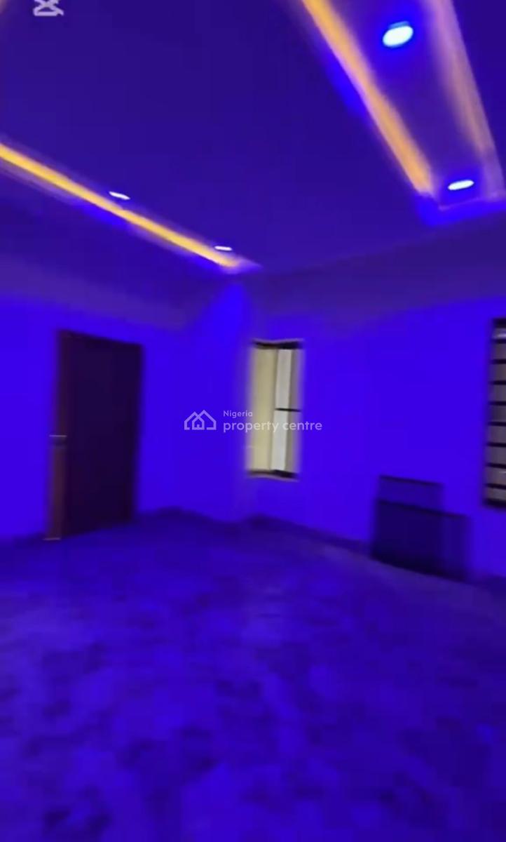 Brand New 4 Units of 4 Bedroom Luxury Duplexes, Jahi, Abuja, Flat / Apartment for Rent