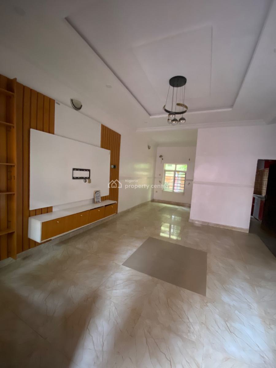 3 Bedroom Apartment in a Luxury Estate, Lekki Palm City, Ajah, Lagos, Flat / Apartment for Rent