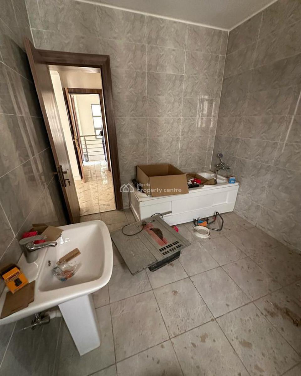 Well Built Bedroom Detached Duplex with 1 Bedroom Bq, Gwarinpa, Abuja, Detached Duplex for Sale
