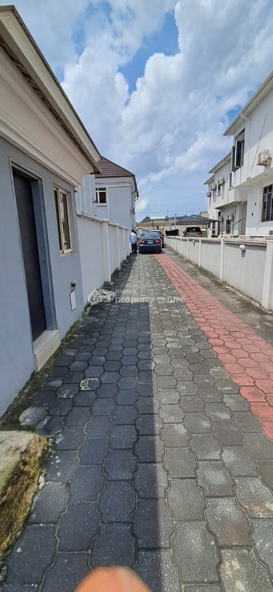 Neatly Used 5 Bedrooms Duplex, Victory Park, Osapa, Lekki, Lagos, Detached Duplex for Sale