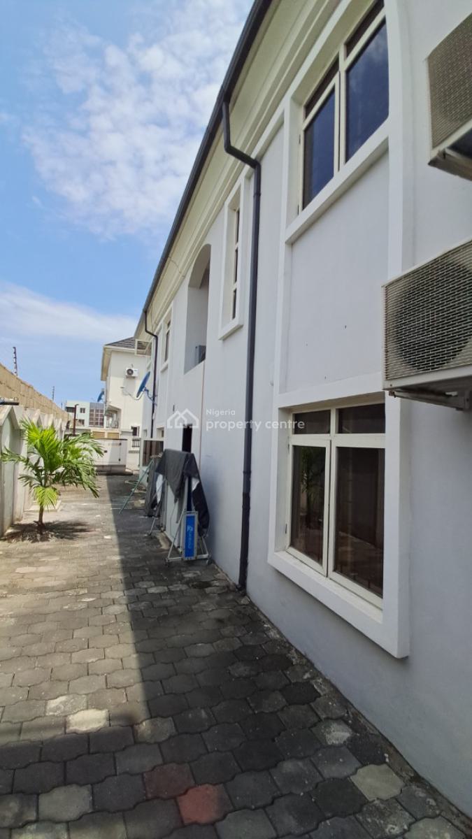 Neatly Used 5 Bedrooms Duplex, Victory Park, Osapa, Lekki, Lagos, Detached Duplex for Sale