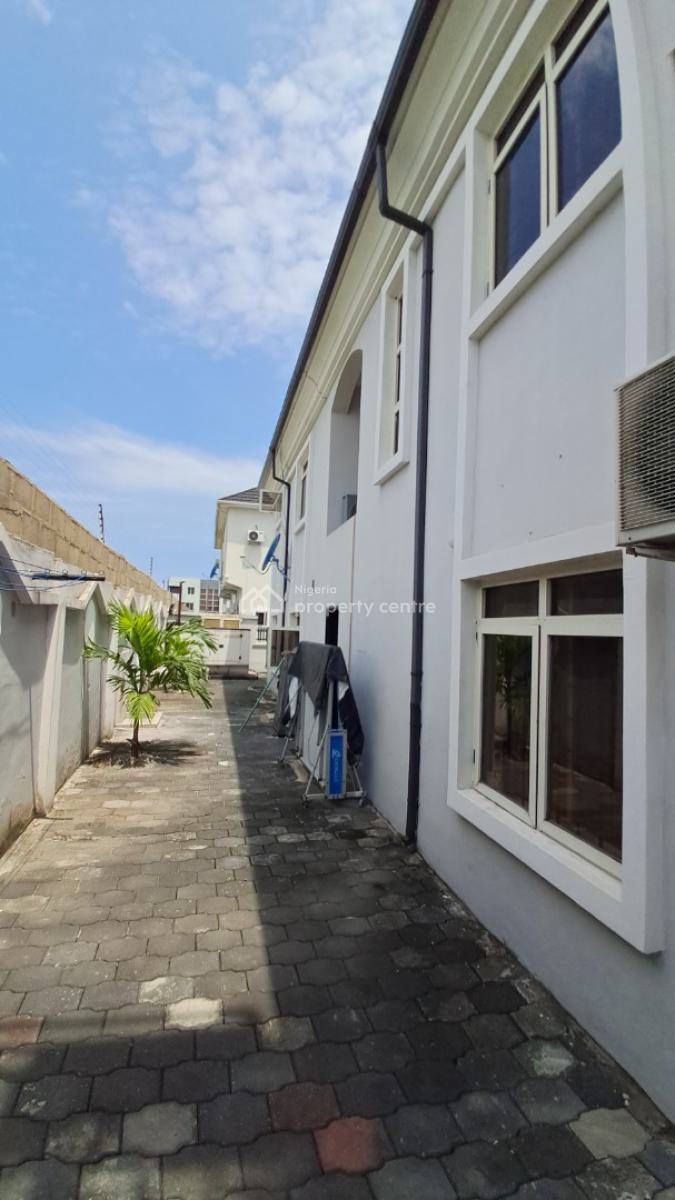 Neatly Used 5 Bedrooms Duplex, Victory Park, Osapa, Lekki, Lagos, Detached Duplex for Sale