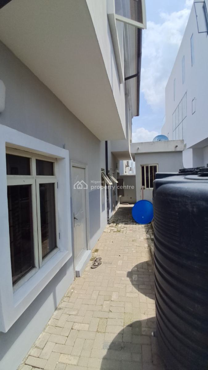 Neatly Used 5 Bedrooms Duplex, Victory Park, Osapa, Lekki, Lagos, Detached Duplex for Sale