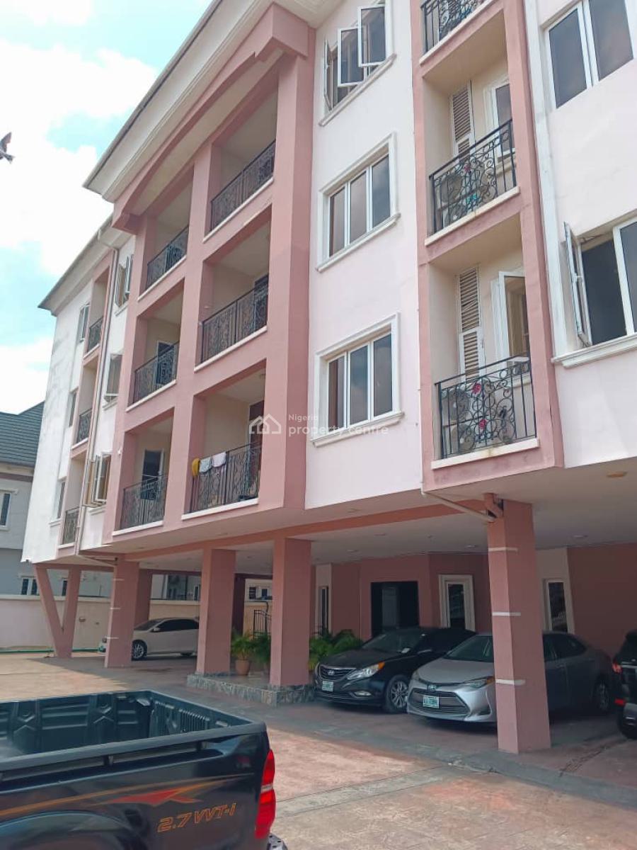 Well Maintained 3 Bedroom Apartment, Chevron Drive, Lekki Phase 2, Lekki, Lagos, Flat / Apartment for Rent