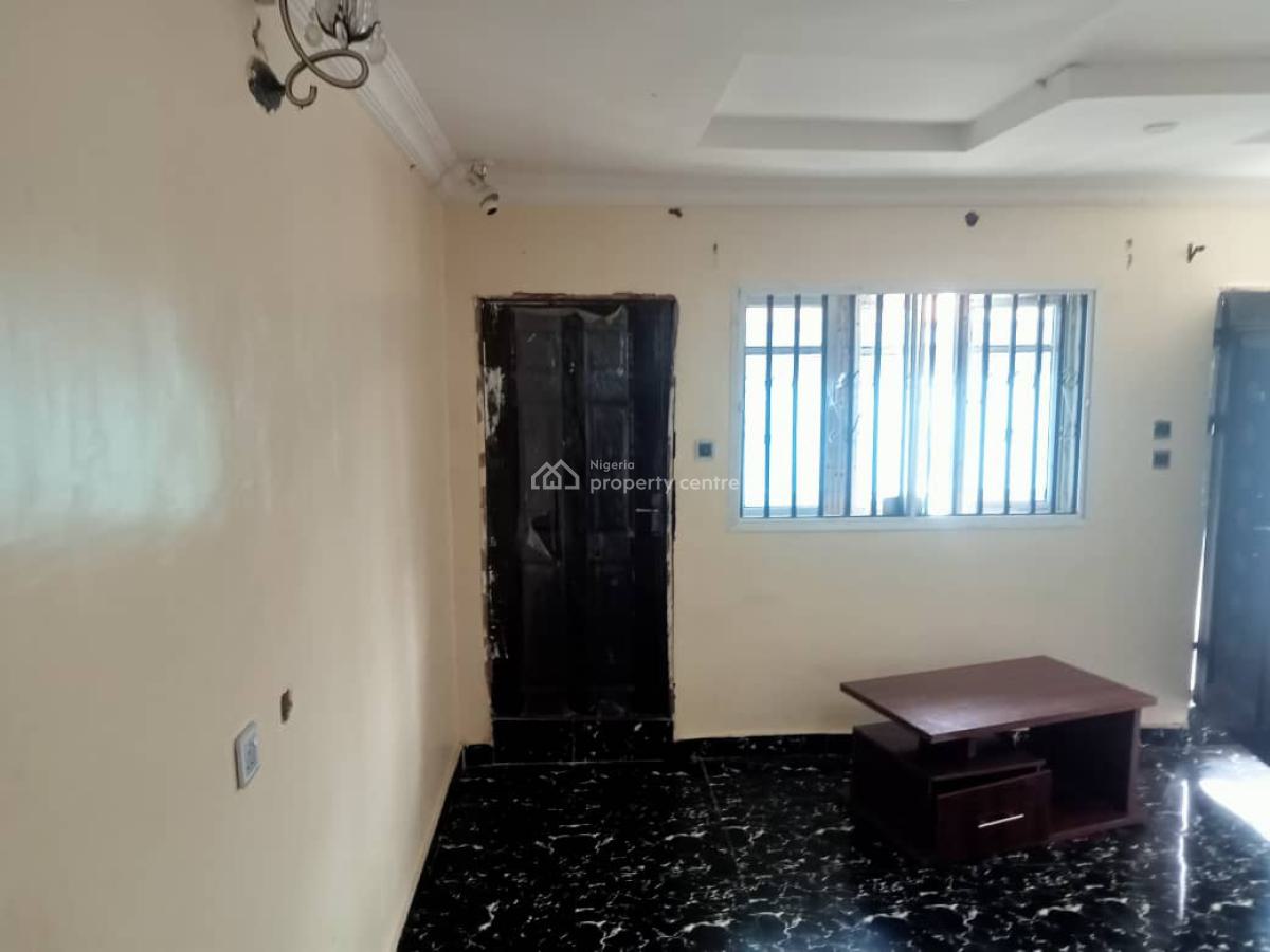 3bedrooms Bungalow Plus 2bedrooms Bq in Apata, Ibadan, Alayo Jiboye, Apata, Ibadan, Oyo, Detached Bungalow for Sale