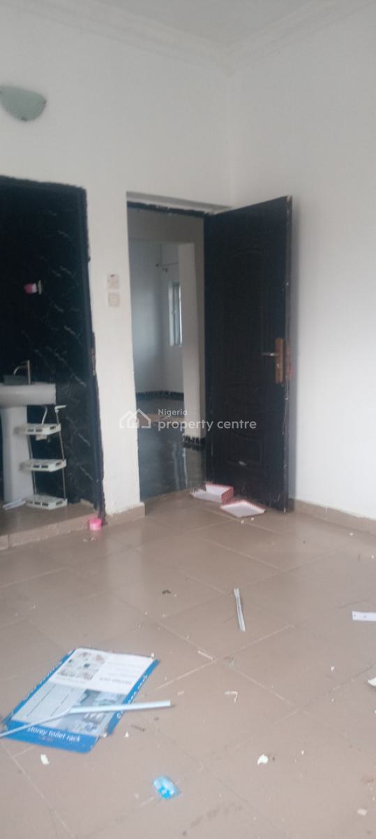 Now Available;  2 Bedroom Flat, Off Mobil Road, Ilaje, Ajah, Lagos, Flat / Apartment for Rent