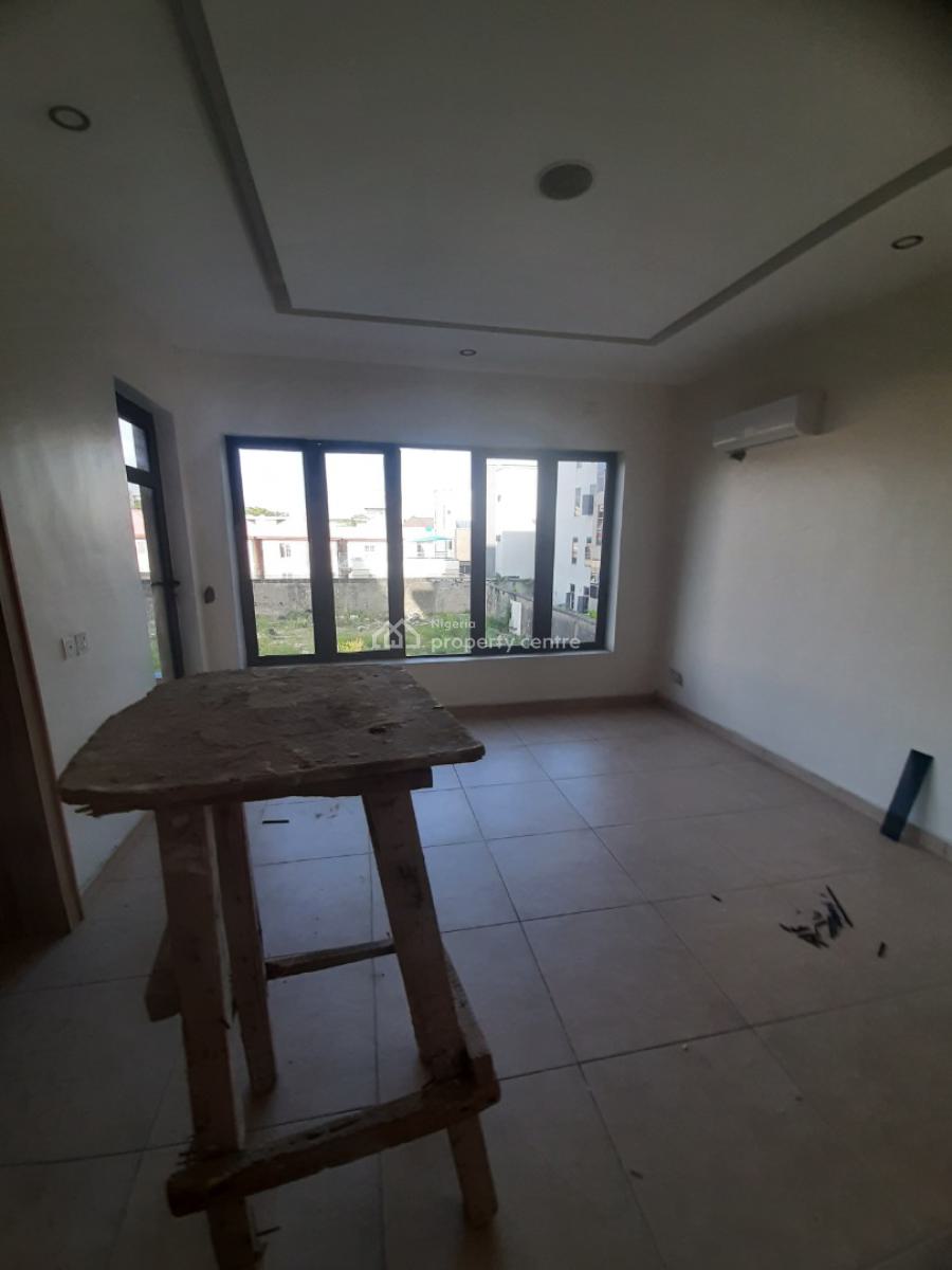 Serviced with 24/7 Power Supply 3 Bedroom En-suite Flat with Fitted Ki, Oniru, Victoria Island (vi), Lagos, Flat / Apartment for Rent