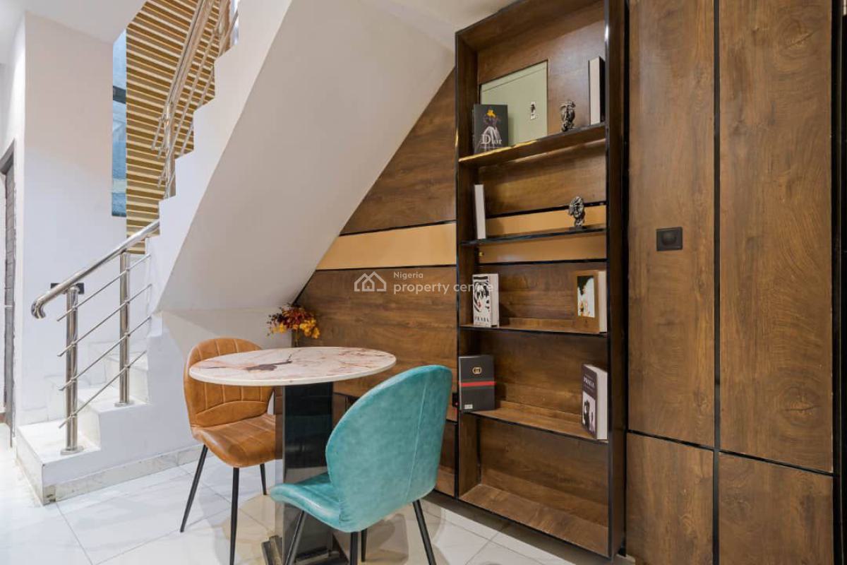Stylish 1 Bedroom Apartment with Top Notch Amenities, Lekki Phase 1, Lekki, Lagos, Flat / Apartment Short Let