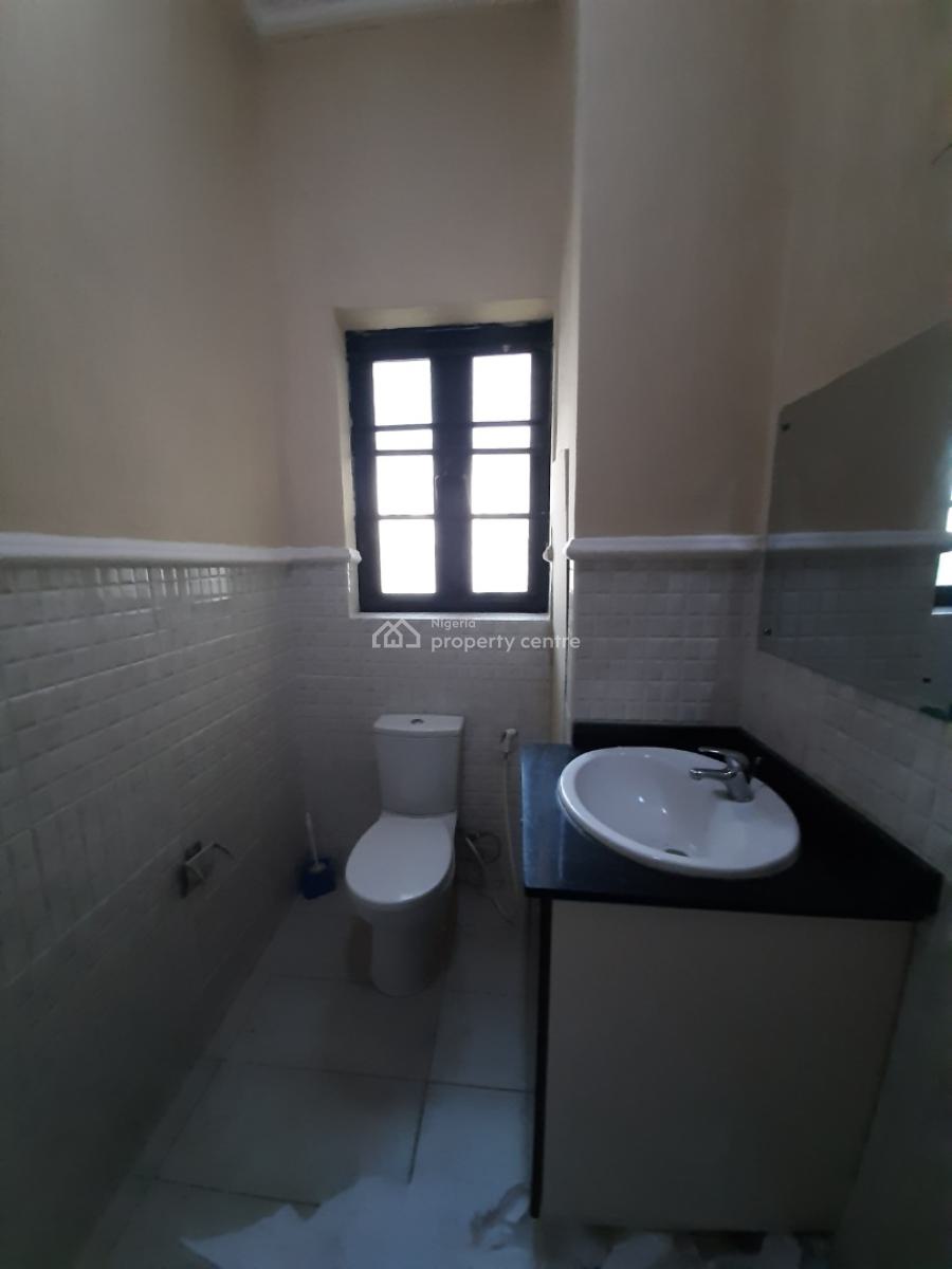 Serviced with 24/7 Power Supply 2 Bedroom En-suite Flat with Fitted Ki, Oniru, Victoria Island (vi), Lagos, Flat / Apartment for Rent