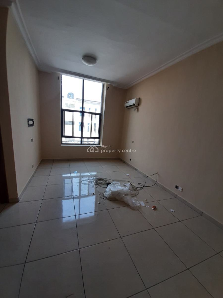 Serviced with 24/7 Power Supply 2 Bedroom En-suite Flat with Fitted Ki, Oniru, Victoria Island (vi), Lagos, Flat / Apartment for Rent