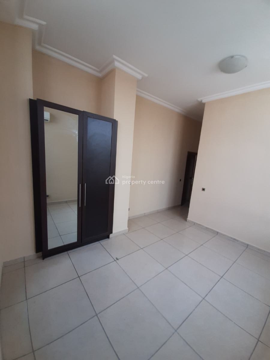 Serviced with 24/7 Power Supply 2 Bedroom En-suite Flat with Fitted Ki, Oniru, Victoria Island (vi), Lagos, Flat / Apartment for Rent
