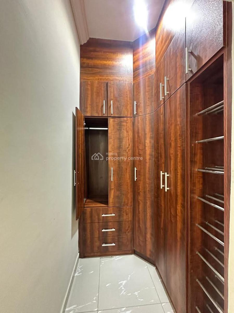 Brand New 3 Bedroom Apartment, Lekki Phase 1, Lekki, Lagos, Flat / Apartment for Rent