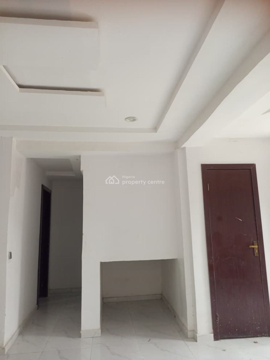 Well Built 2bedroom Flat, Mobile Road, Lekki, Lagos, Flat / Apartment for Rent