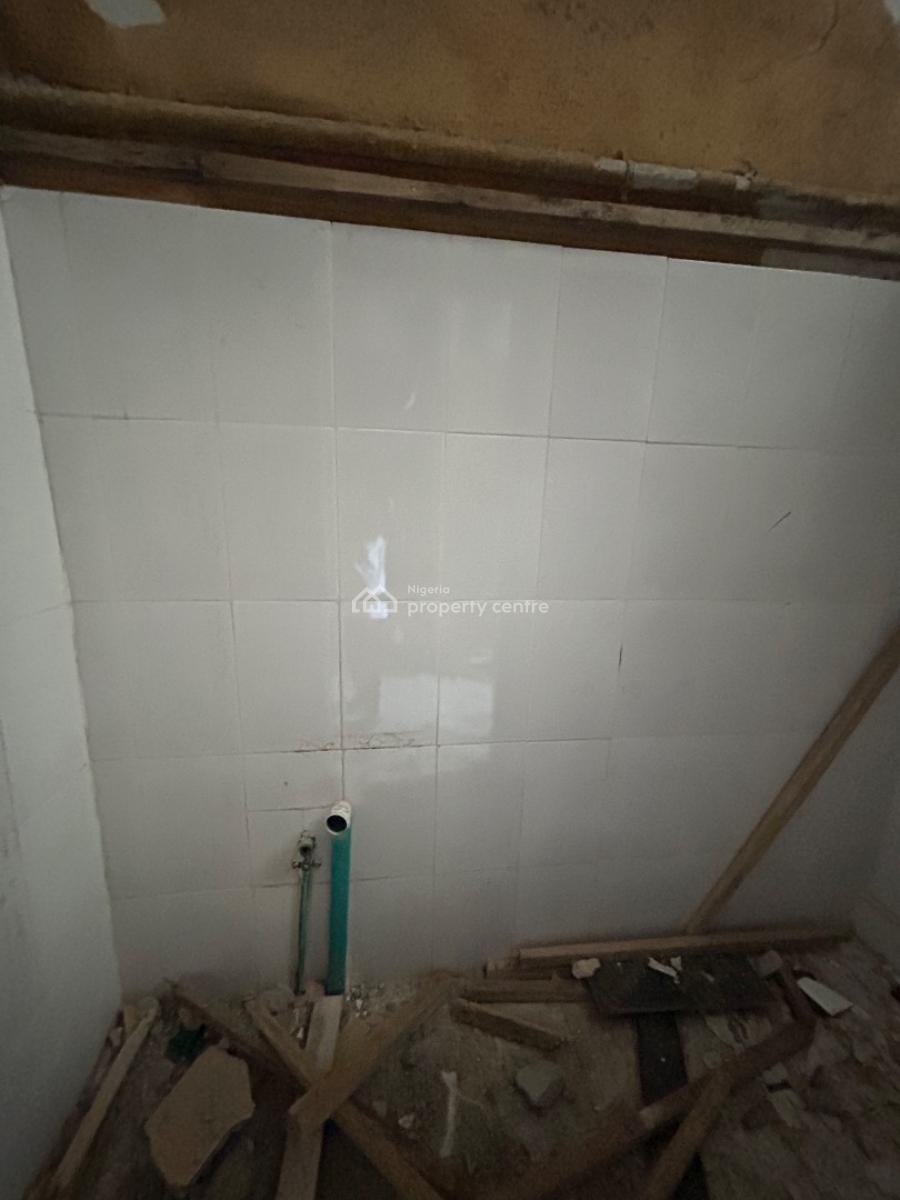 a Building Measuring 115sqm for Commercial Purposes, Victoria Island (vi), Lagos, Shop for Rent