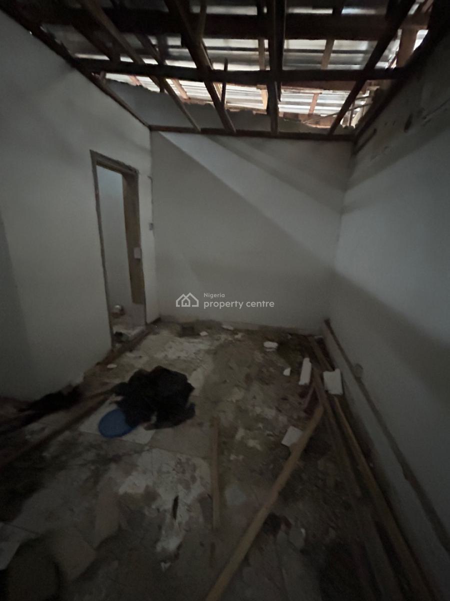 a Building Measuring 115sqm for Commercial Purposes, Victoria Island (vi), Lagos, Shop for Rent