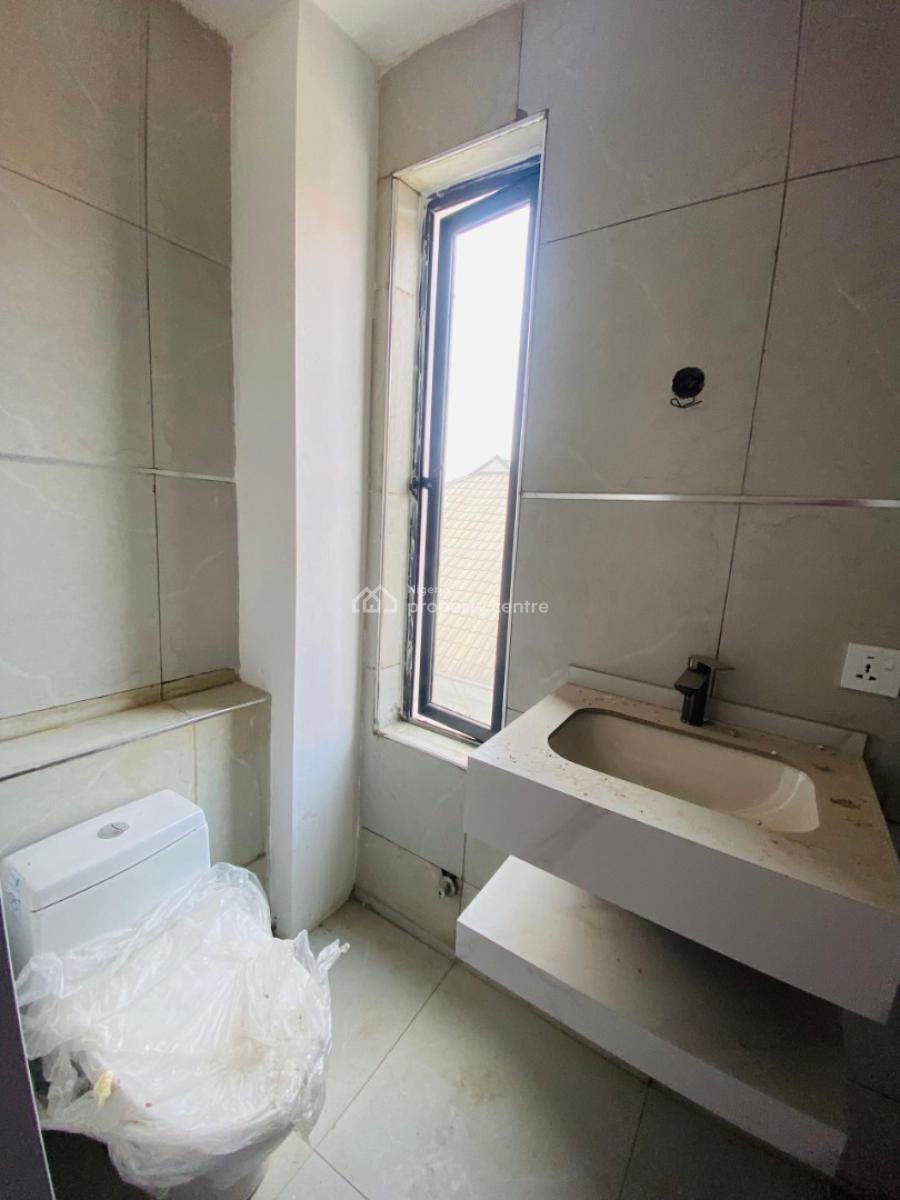 2 Bedroom Apartment with Swimming Pool,elevator & Gym, Ikate, Lekki, Lagos, Flat / Apartment for Sale