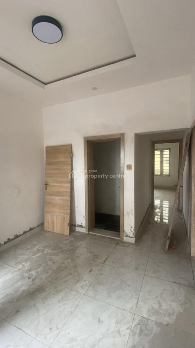 Luxury 2bedroom Flat with Modern Facilities, Fola Agoro, Yaba, Lagos, Flat / Apartment for Rent