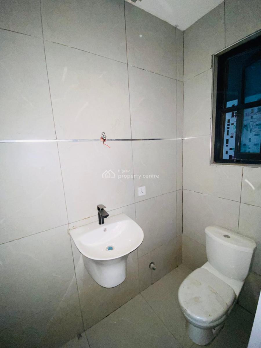 2 Bedroom Apartment with Swimming Pool,gym & Elevator, Ikate, Lekki, Lagos, Flat / Apartment for Sale