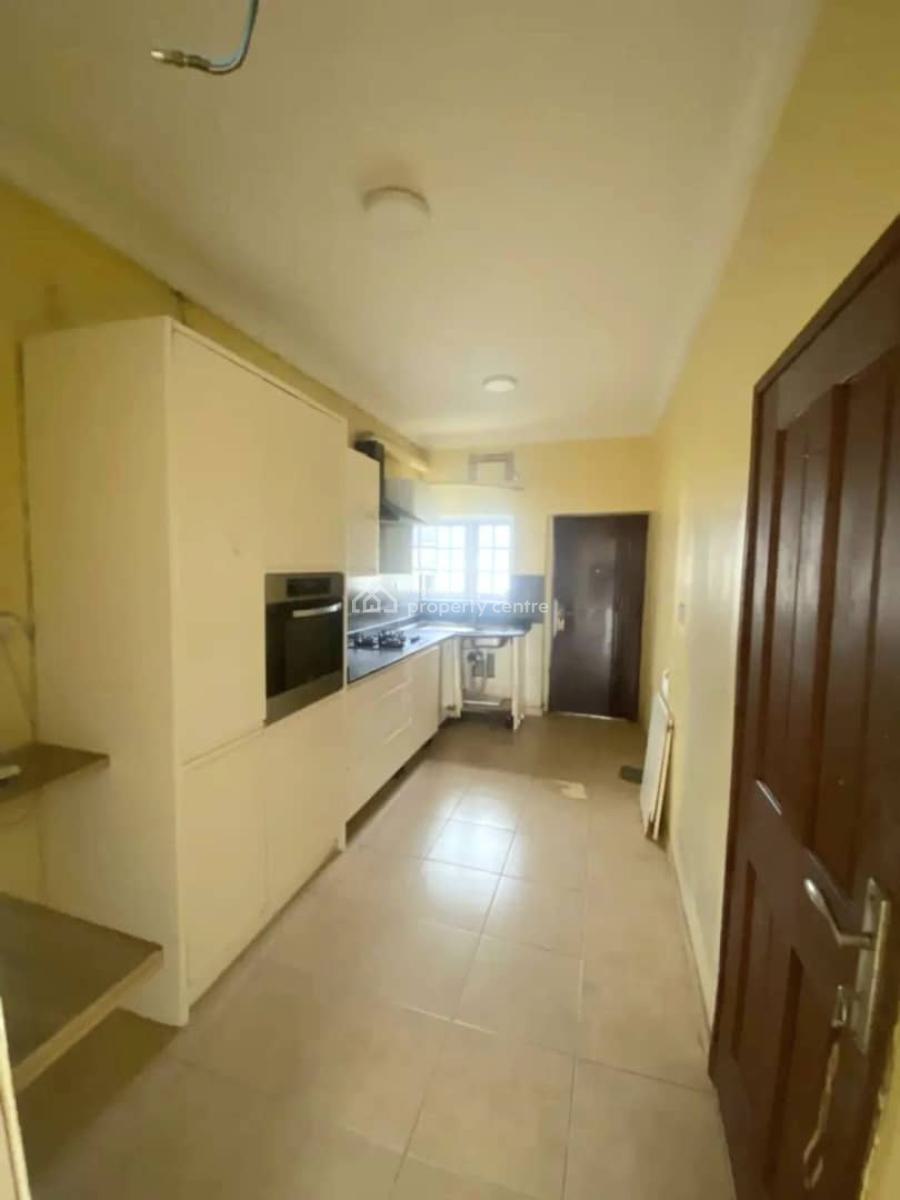 Spacious 2-bedroom Apartment on The 3rd Floor, Oniru, Victoria Island (vi), Lagos, Flat / Apartment for Rent