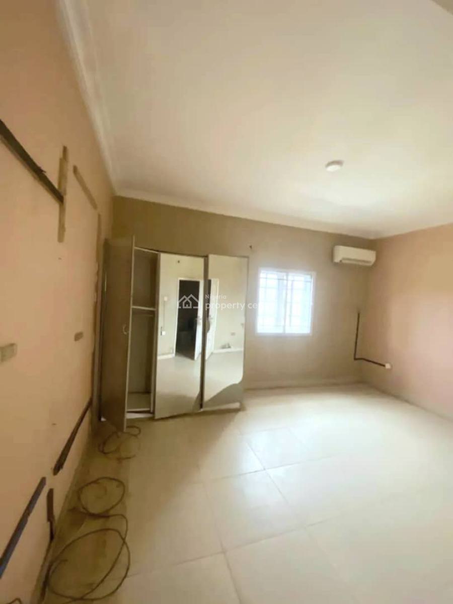 Spacious 2-bedroom Apartment on The 3rd Floor, Oniru, Victoria Island (vi), Lagos, Flat / Apartment for Rent